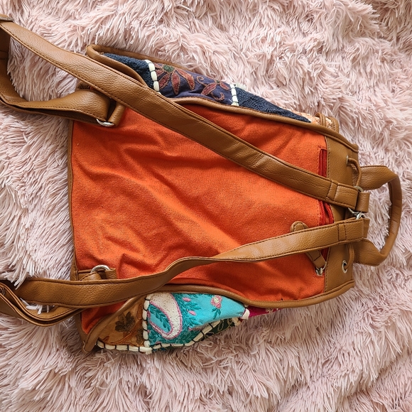 Boho quilt style faux leather adjustable backpack - Picture 5 of 8